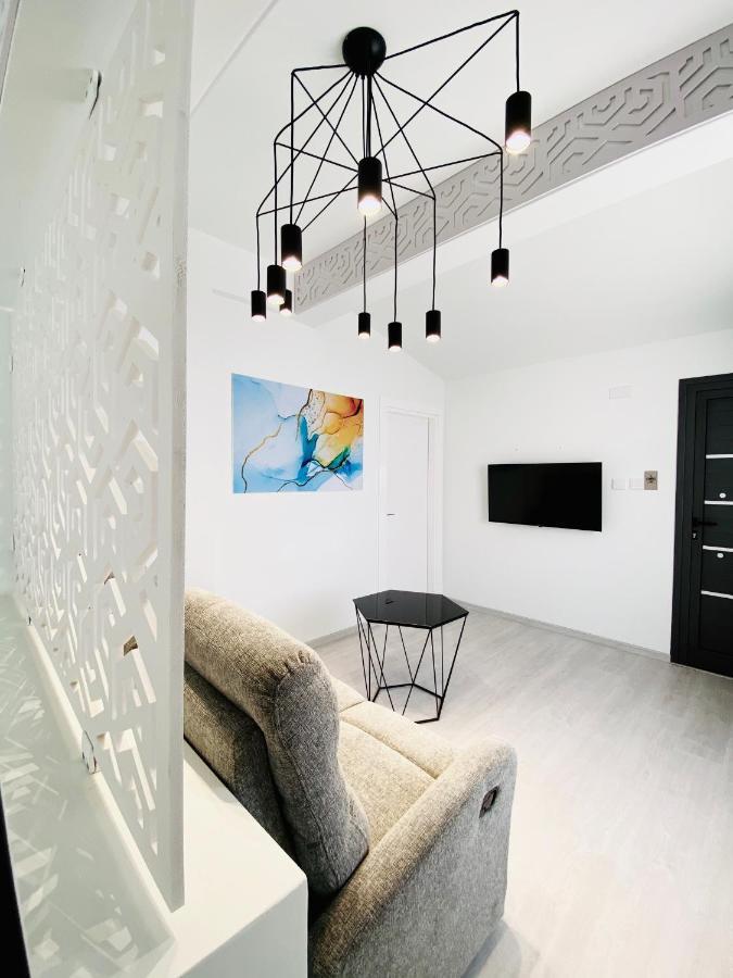 Sandy Bay Villa Ayia Napa Ngoại thất bức ảnh